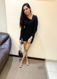 Sunaina Teen - escort in Dubai Photo 5 of 20