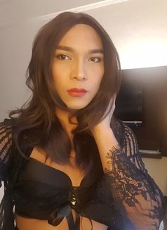 MARTINA TOP VERSATILE NOW - Transsexual escort in Surat Photo 3 of 19