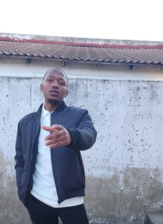 Sunday Thee Pleaser - Acompañantes masculino in Johannesburg Photo 4 of 4