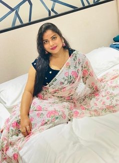 Sravani South Indian - escort in Abu Dhabi Photo 1 of 6