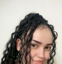 Sundy - escort in Muscat