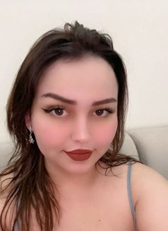 Sundy - escort in Muscat Photo 5 of 10