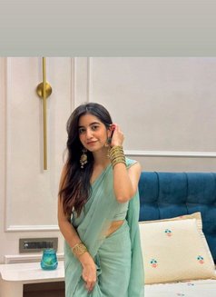 Suneeta - escort in Gurgaon Photo 2 of 4