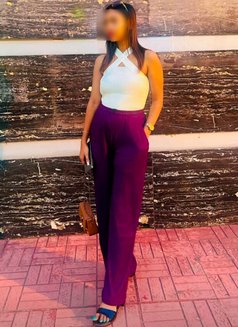 SUNEETHA Real Meet (full geniune ) - puta in Hyderabad Photo 4 of 5