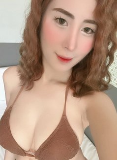 Sung Hee - escort in Athens Photo 3 of 11