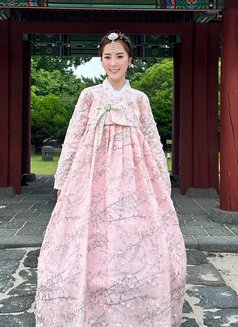 Sung Hee - escort in Athens Photo 4 of 11