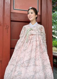 Sung Hee - escort in Athens Photo 7 of 11