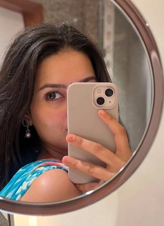 independently working cam/meet - escort in Pune Photo 6 of 6