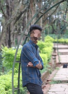 *Sunil_Rocky* (Females only) - Male escort in Bangalore Photo 5 of 15