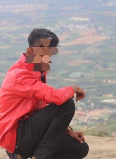 *Sunil_Rocky* (Females only) - Acompañantes masculino in Bangalore Photo 6 of 15
