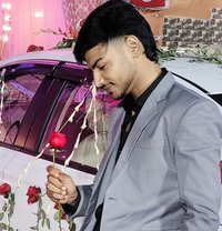 Sunil - Male adult performer in Gurgaon