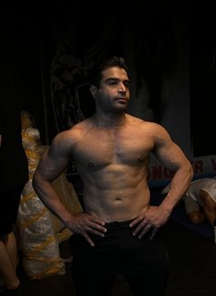 Sunil - Male escort in Mumbai Photo 3 of 8