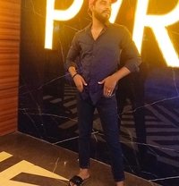 Sunil - Acompañantes masculino in New Delhi