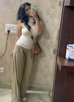 Safiya 1 - puta in Mangalore Photo 1 of 1