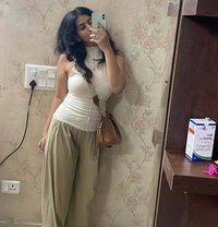 Safiya 1 - puta in Mangalore