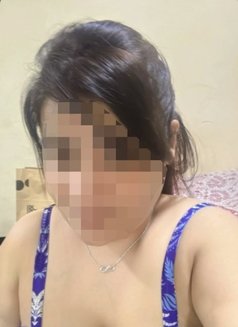 Sunita - escort in Mumbai Photo 2 of 9