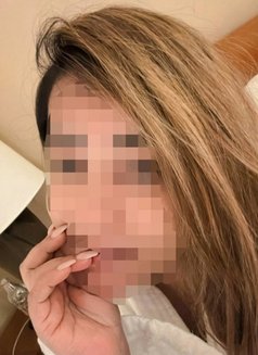 Sunita - escort in Mumbai Photo 5 of 9