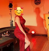 Sunita independent in noida - escort in Noida