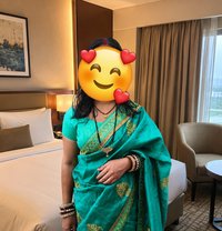 Sunita independent in noida - escort in Noida