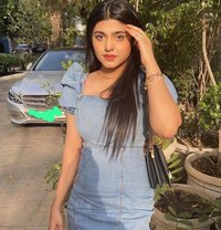 Sunita - puta in Chennai