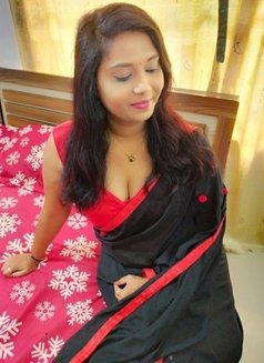 Sunita - escort agency in Chennai Photo 1 of 1