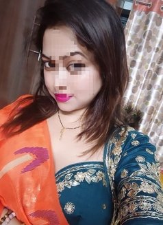 Sunita - escort in Gurgaon Photo 2 of 3