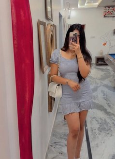 Sunita - escort in Noida Photo 1 of 3