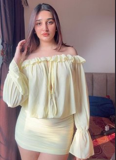 Sunita - escort in Muscat Photo 2 of 2