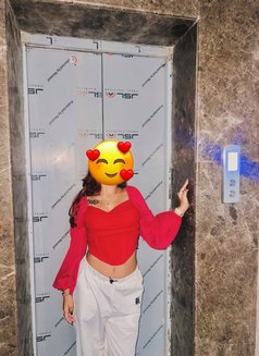 Sunita Real Meet 7 K - Masajista in Hyderabad Photo 1 of 2