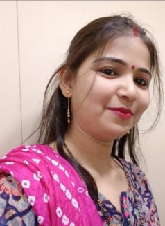 Sunita Sharma - escort agency in New Delhi Photo 2 of 2