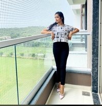 Sunita Sherma - puta in Chennai