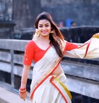 Sunitha Kochi - NO ADVANCE - puta in Kochi