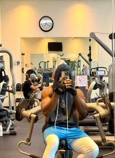 Sunny - Male escort in Dubai Photo 1 of 8