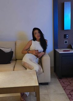 Sunny best in muscat/ independent - puta in Muscat Photo 2 of 6