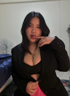 Sunny Chubby Girl - escort in Pattaya Photo 2 of 5