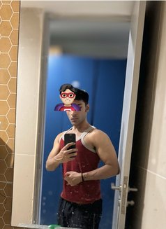 Sunny Companion,to make ur day - Male escort in Bangalore Photo 1 of 5