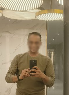 Sunny for mature women - Male escort in Kochi Photo 4 of 4