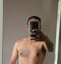 Sunny for mature women - Male escort in Kochi