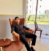 Sunny - Male escort in New Delhi