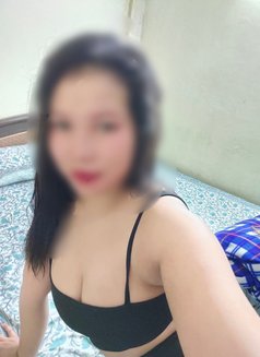 Sunny Independent Girl - escort in New Delhi Photo 2 of 3