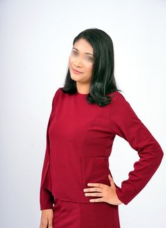 Sunny - escort in Dubai Photo 7 of 16