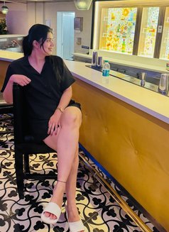 Sunny - escort in Mumbai Photo 3 of 3