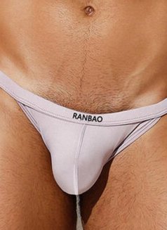 SUNNY (Hi ladies) - Male escort in Al Manama Photo 3 of 5