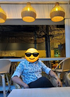 Sunny explorer here - Male escort in Bangalore Photo 1 of 6