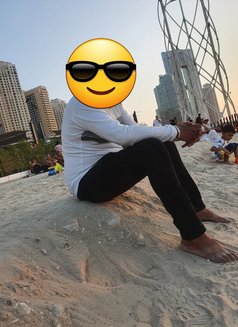 Sunny explorer here - Male escort in Bangalore Photo 5 of 6