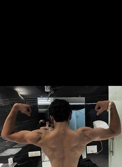 Sunny - Male escort in Chandigarh Photo 4 of 5