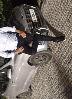 Sunny - Male escort in Jaipur Photo 2 of 3