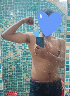 Sunny - Male escort in Mumbai Photo 2 of 2