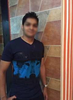 I'm Sunny Place Available | FREE Service - Male escort in Mumbai Photo 3 of 5