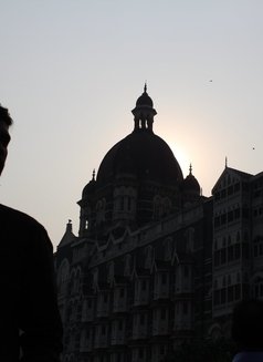 Sunny - Acompañantes masculino in Mumbai Photo 3 of 5